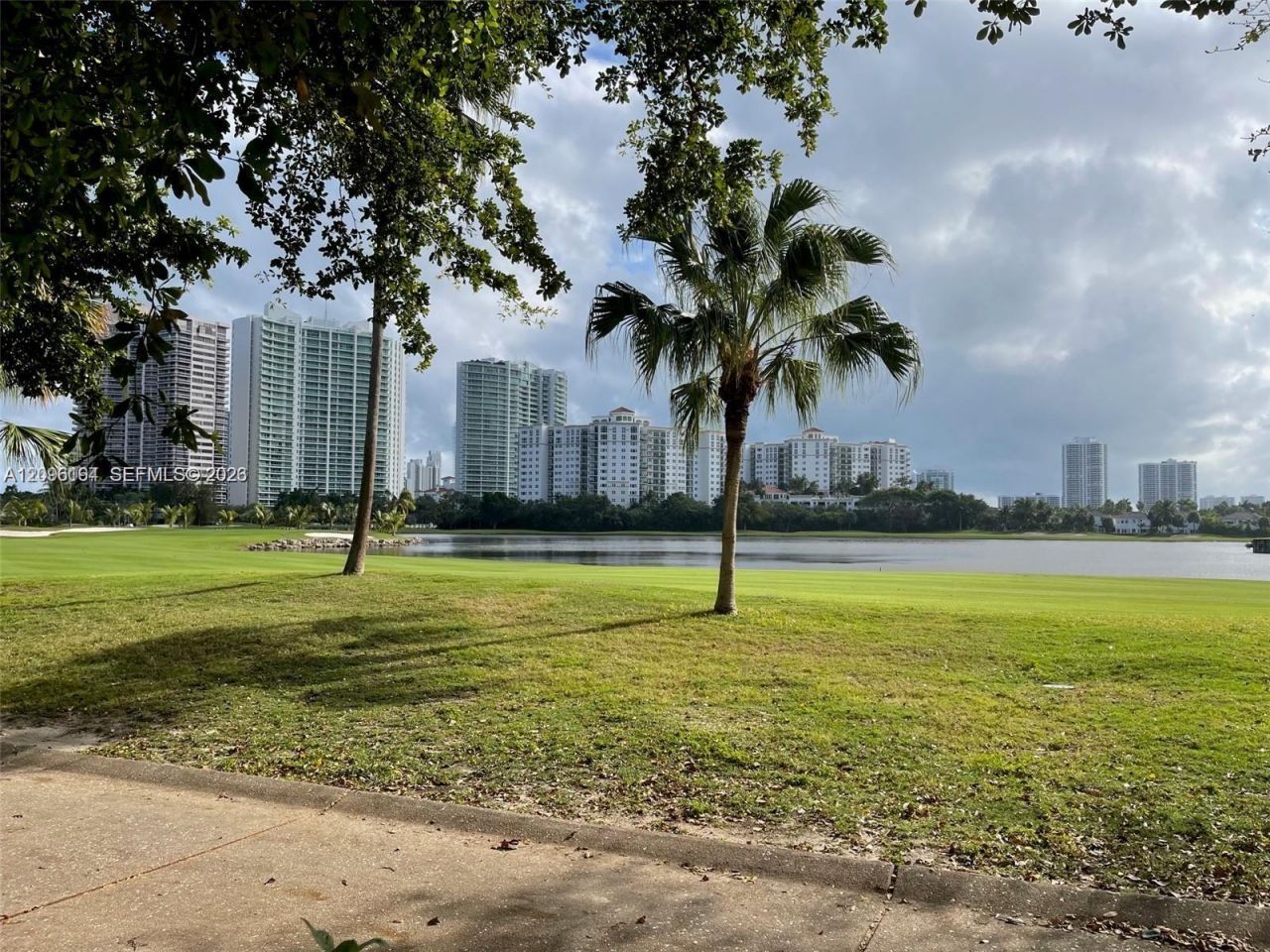 3475 N Country Club Dr , Unit 601, Aventura, FL 33180 Photo