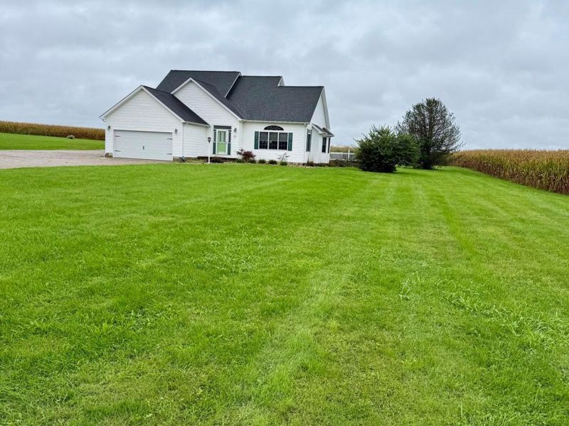 26433 Kingston Pike , Circleville, OH 43113 Photo 3