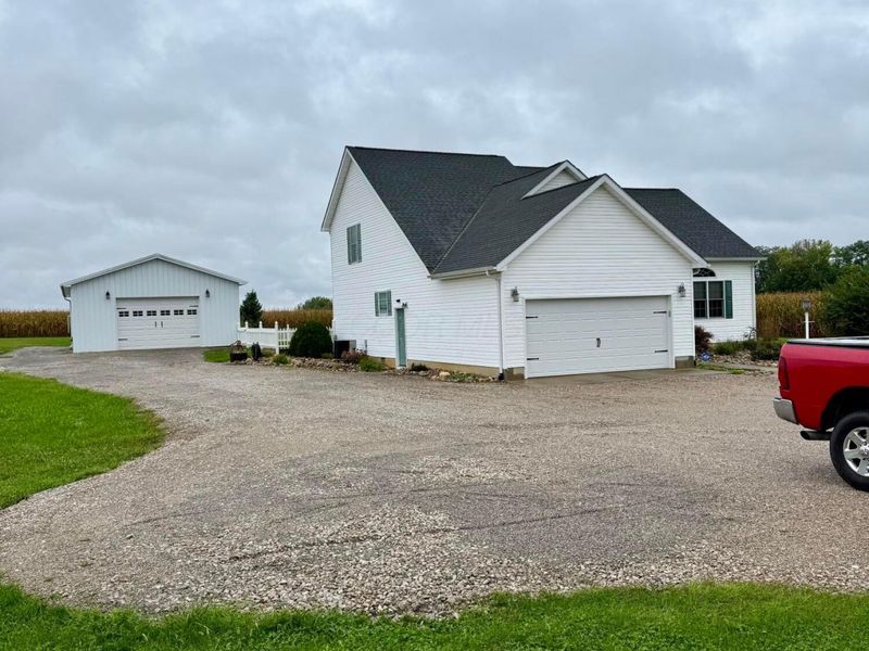 26433 Kingston Pike , Circleville, OH 43113 Photo 4