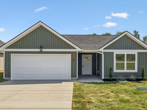 1280 Heflin St E, Cedar Hill, TN 37032