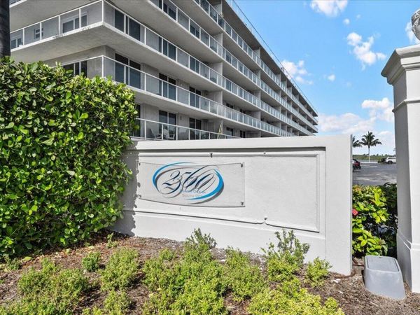 2560 S Ocean Boulevard, Palm Beach, FL 33480