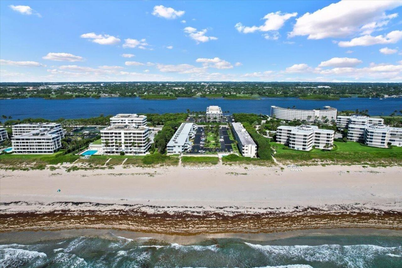 2560 S Ocean Boulevard, Palm Beach, FL 33480 Photo
