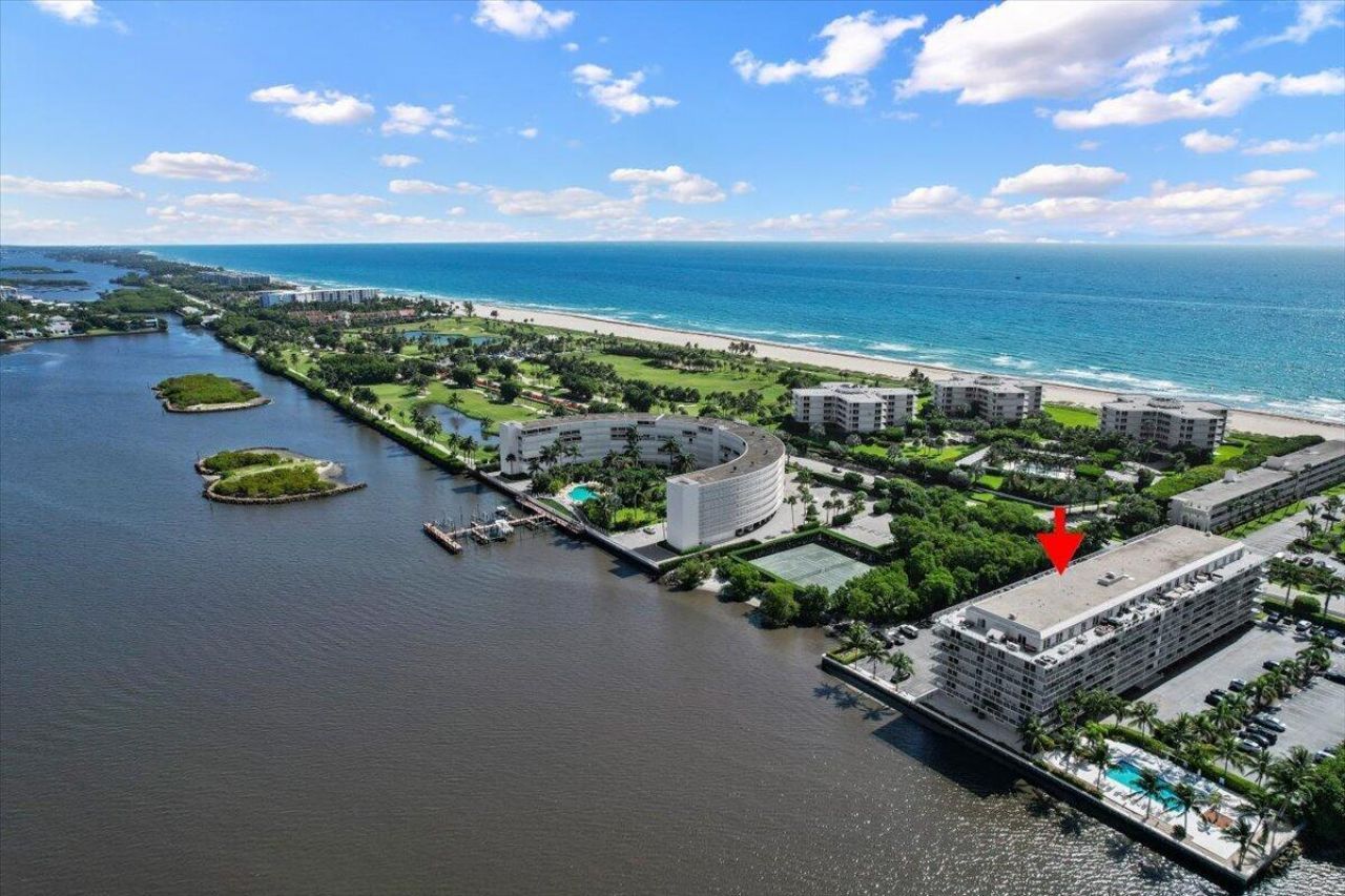 2560 S Ocean Boulevard, Palm Beach, FL 33480 Photo