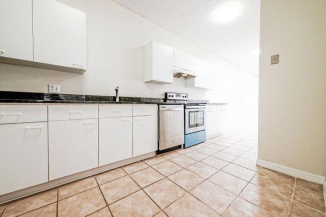 675 Ipswich Street, Boca Raton, FL 33487 Photo