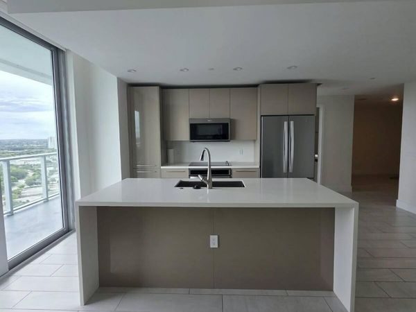 2000 METROPICA Way, Unit 2401, Sunrise, FL 33323