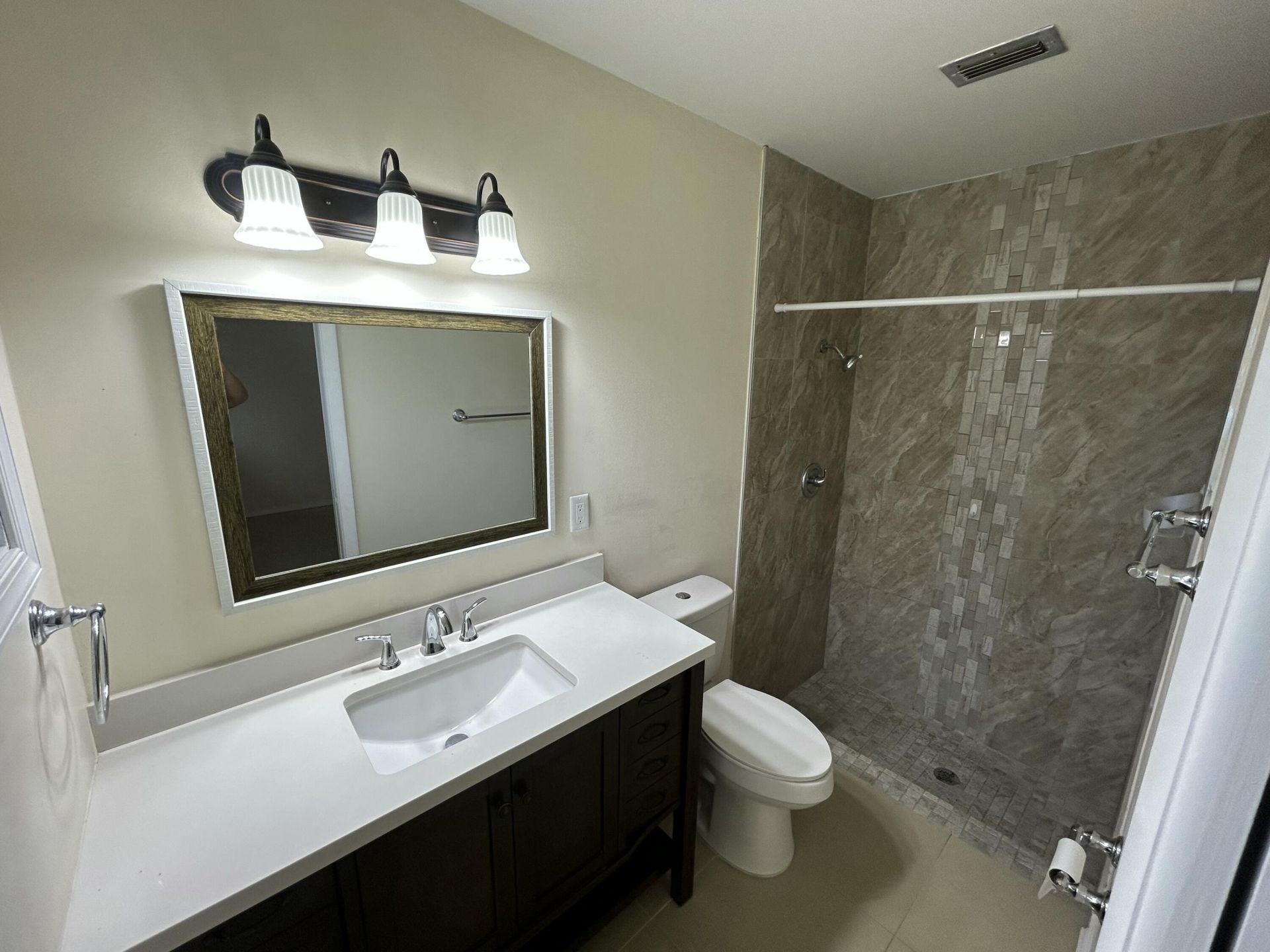 2956 Crosley Drive E, Unit C, West Palm Beach, FL 33415 Photo