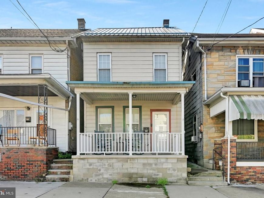 336 W 3rd Street, Mount Carmel, PA 17851 Main Photo