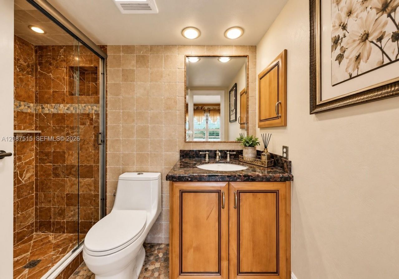 3050 NE 48th Ct, Unit 405, Lighthouse Point, FL 33064 Photo