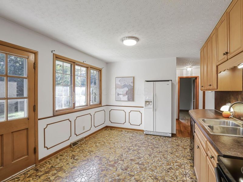 445 Ridgedale Drive N, Worthington, OH 43085 Photo 24