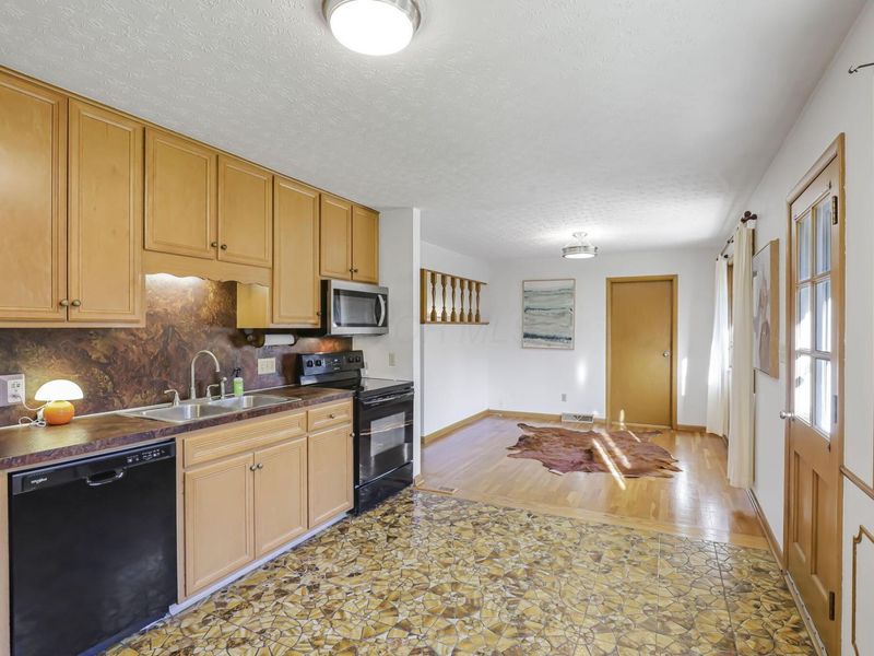 445 Ridgedale Drive N, Worthington, OH 43085 Photo 28