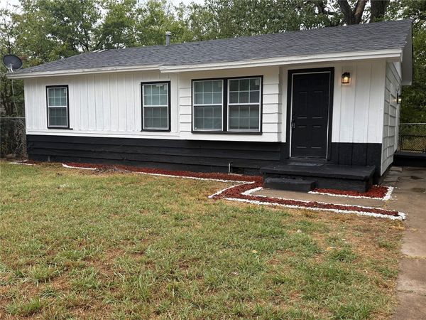 5910 N Frankfort Place , Tulsa, OK 74126