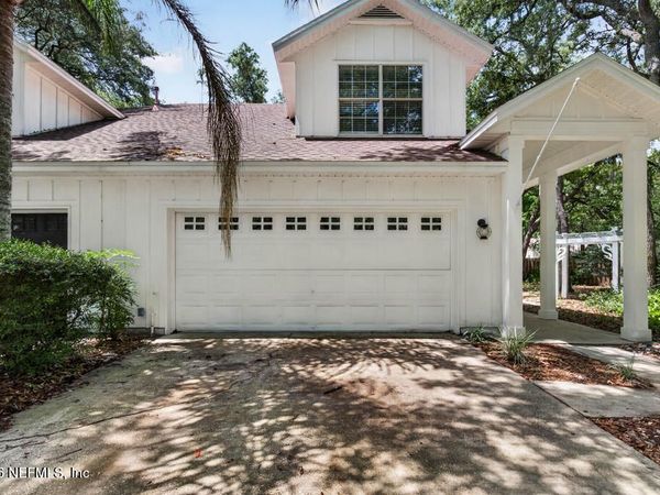 2019 VILLAGE Lane, Fernandina Beach, FL 32034