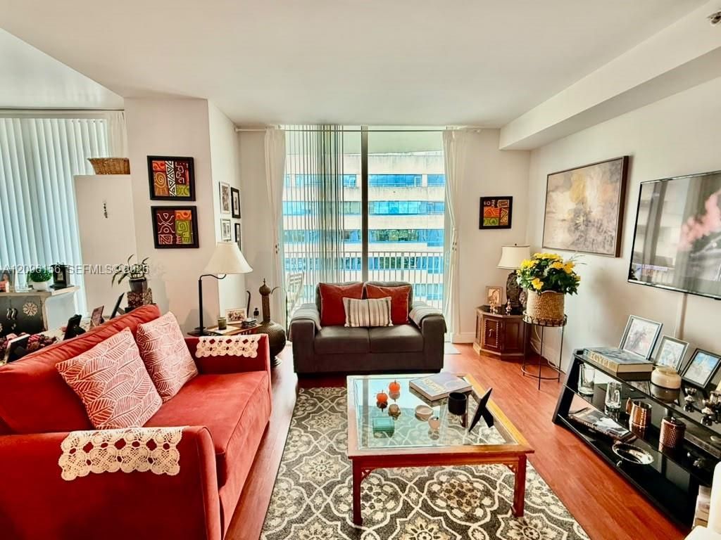 3180 SW 22nd Ter, Unit 1208, Miami, FL 33145 Photo
