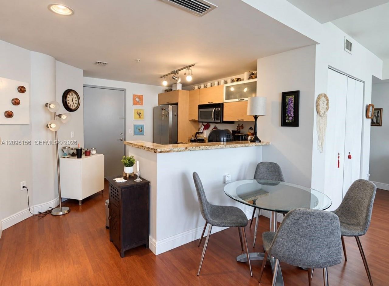 3180 SW 22nd Ter, Unit 1208, Miami, FL 33145 Photo
