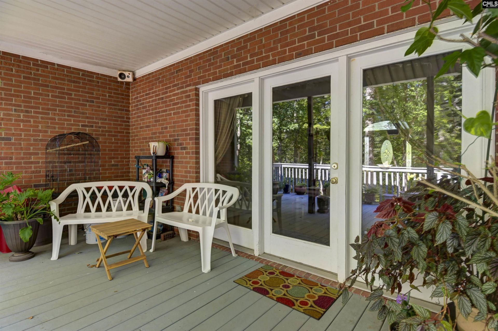 1009 Shadywood Lane Photo 12