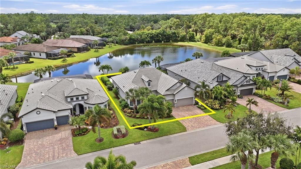 8876 Spotted Towhee Dr , Naples, FL 34120 Photo