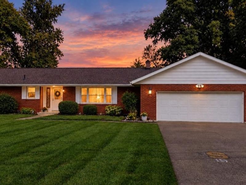 324 Oakridge Drive, Springfield, OH 45504 Photo 2