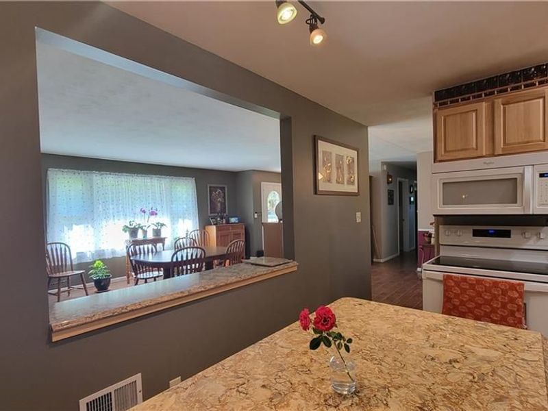 324 Oakridge Drive, Springfield, OH 45504 Photo 24