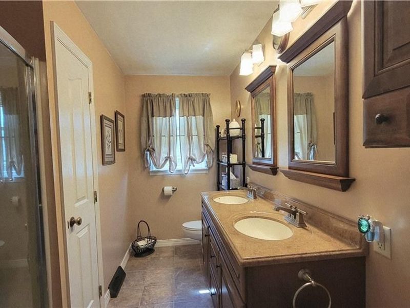 324 Oakridge Drive, Springfield, OH 45504 Photo 46