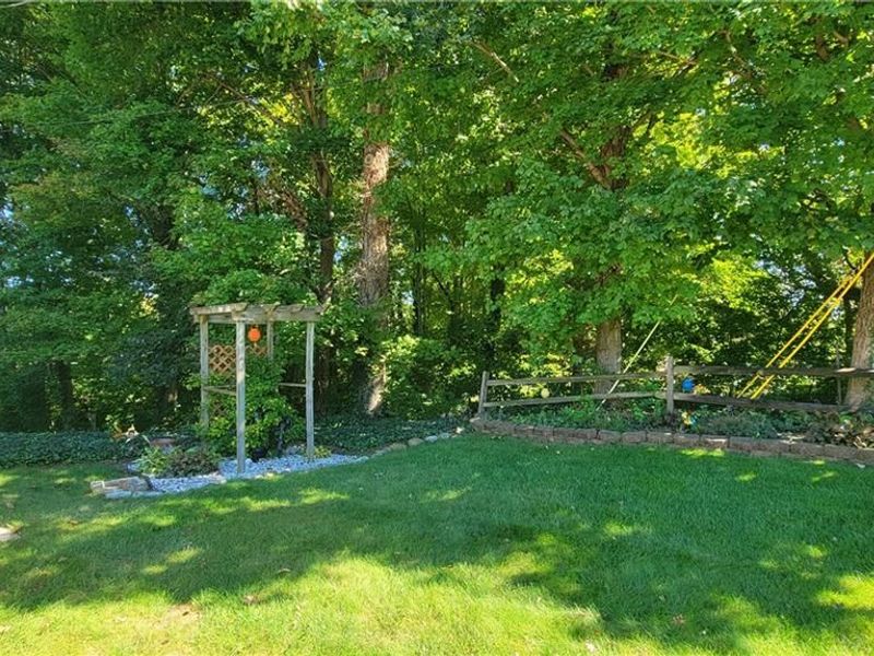 324 Oakridge Drive, Springfield, OH 45504 Photo 7