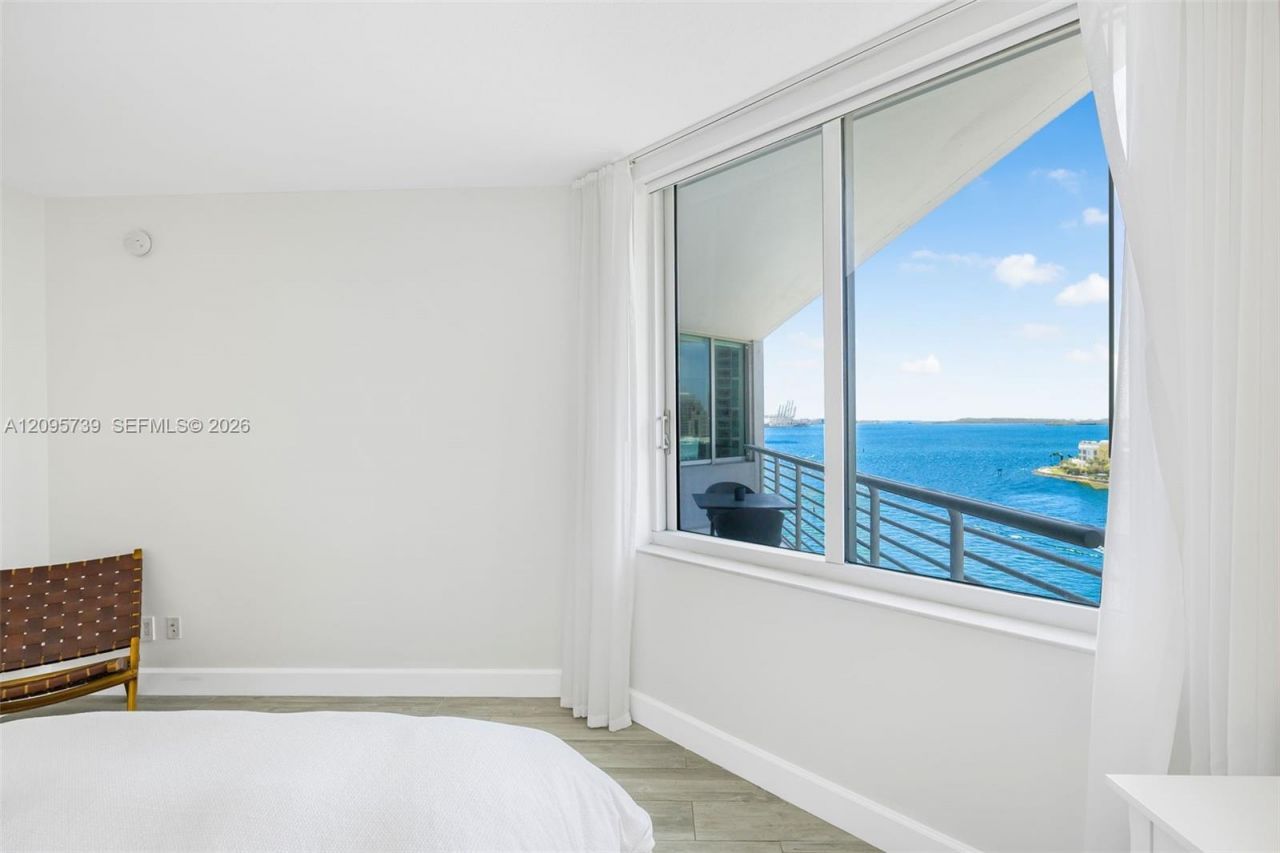 325 S Biscayne Blvd, Unit 1019, Miami, FL 33131 Photo