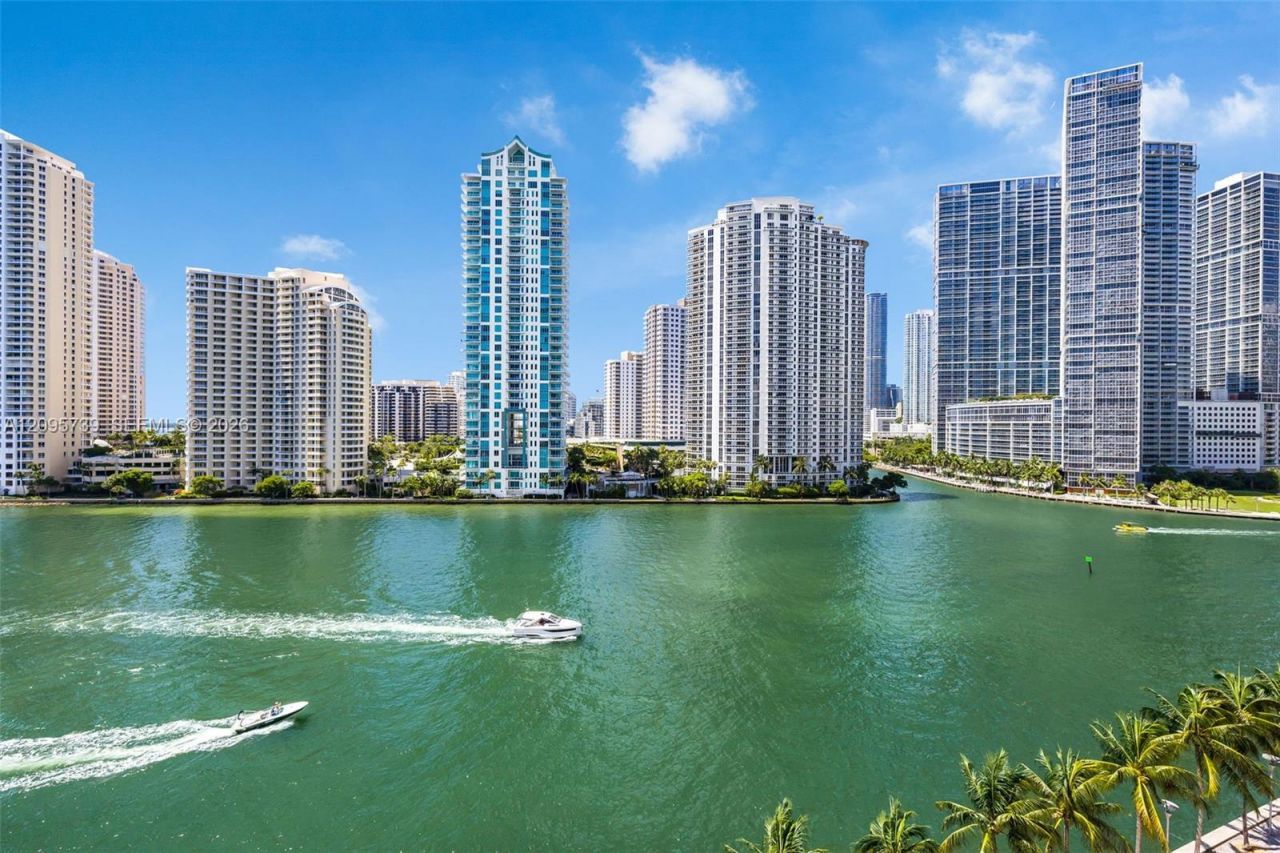 325 S Biscayne Blvd, Unit 1019, Miami, FL 33131 Photo