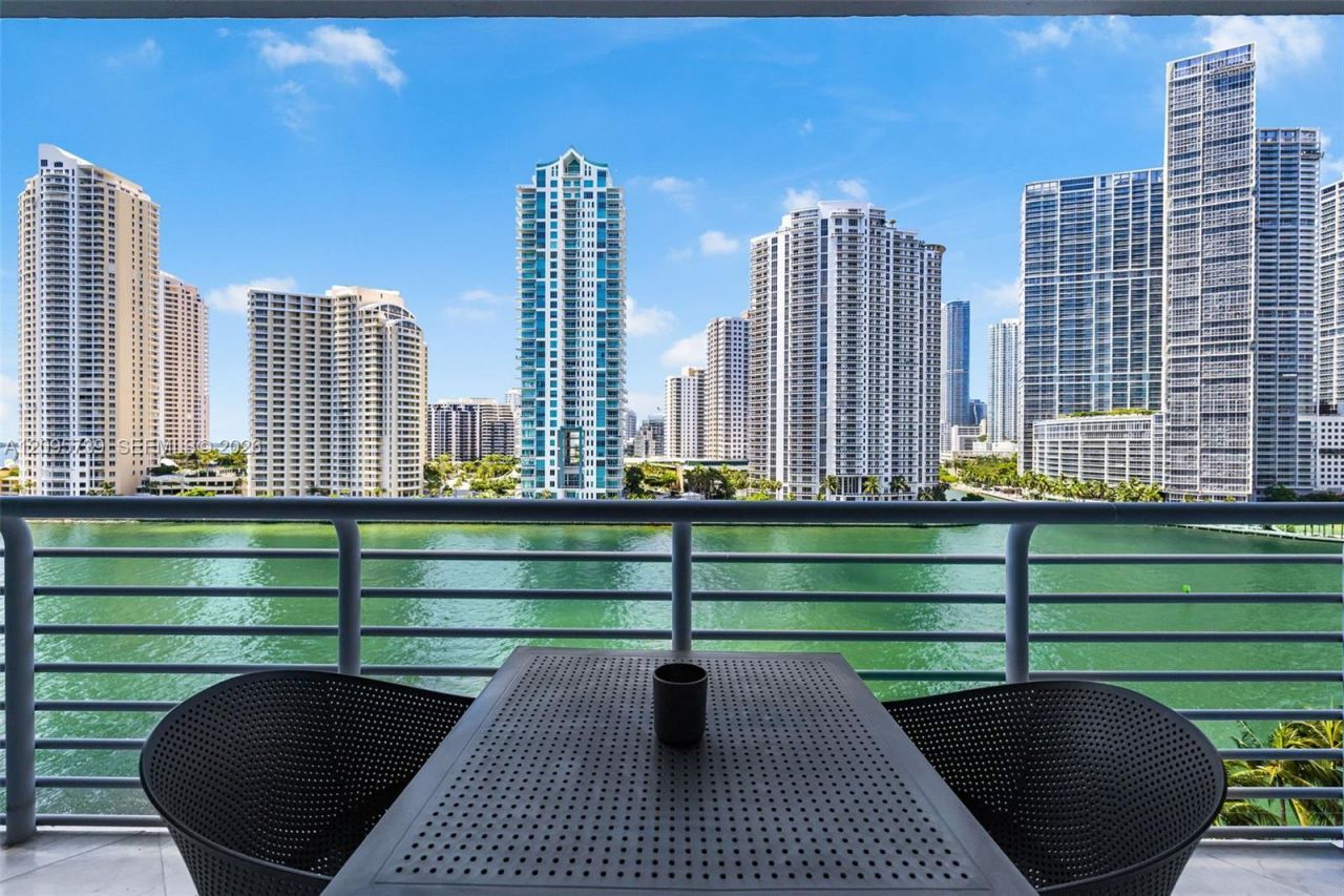 325 S Biscayne Blvd, Unit 1019, Miami, FL 33131 Photo