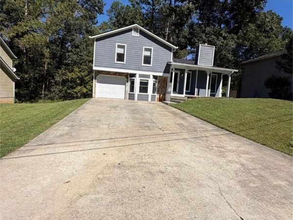 64 Timothy Lane NW, Lilburn, GA 30047