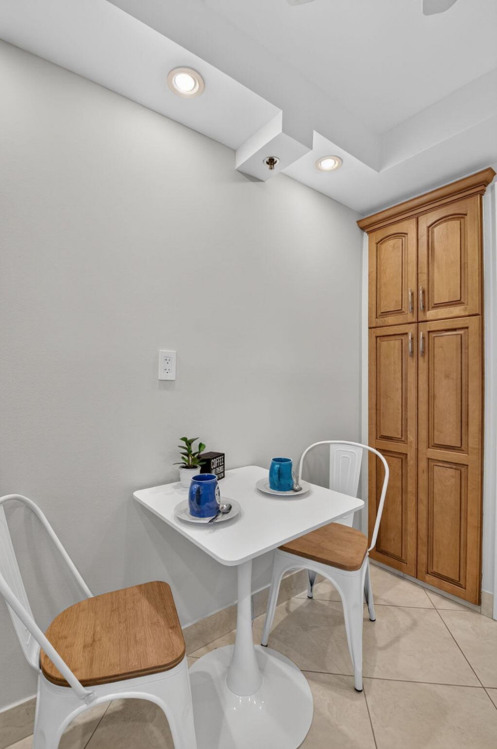 3215 S Ocean Boulevard, Unit 501, Highland Beach, FL 33487 Photo