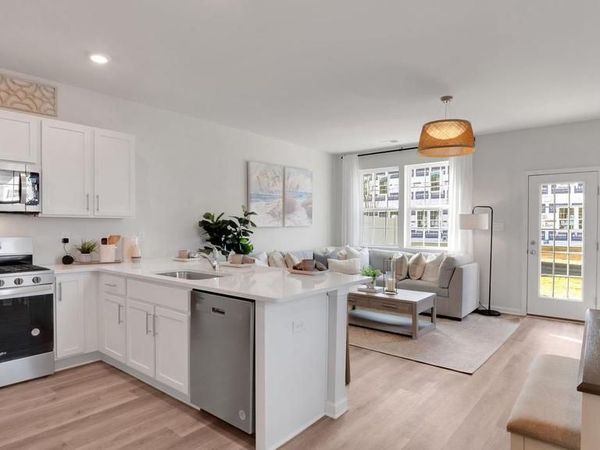 5 WHALER DRIVE, RUNNEMEDE, NJ 08078