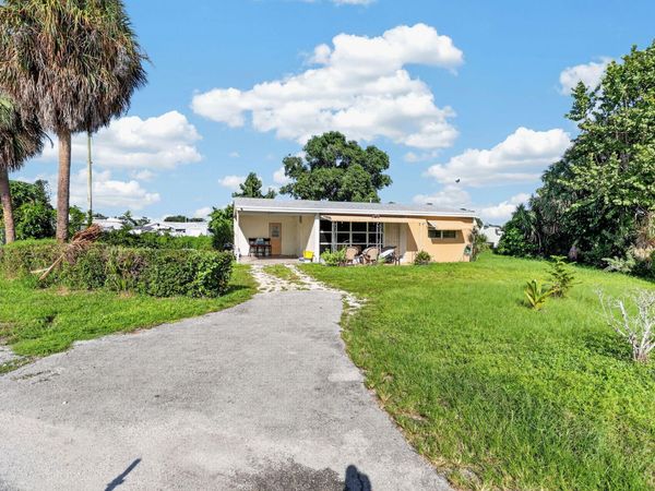 4351 Colt Lane, West Palm Beach, FL 33406