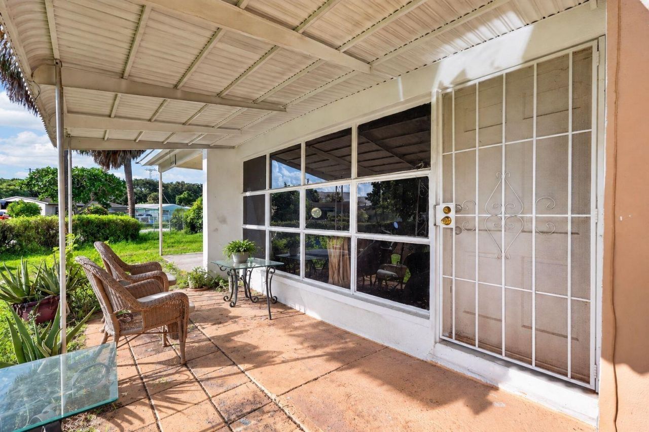 4351 Colt Lane, West Palm Beach, FL 33406 Photo