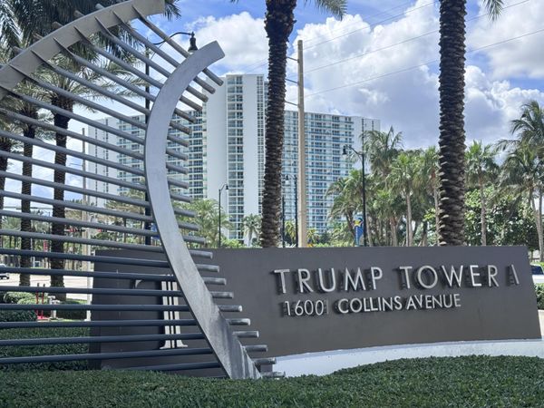 16001 Collins Avenue, Unit 4002, Sunny Isles Beach, FL 33160