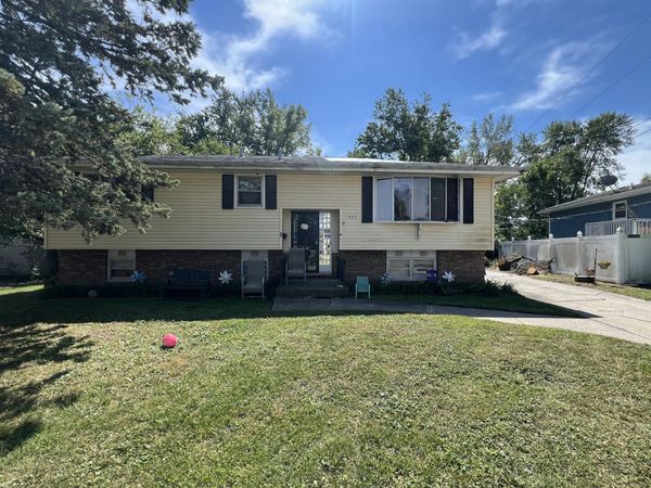 311 W 40th Lane , Griffith, IN 46319