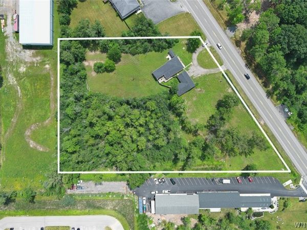 1925 Grand Island Boulevard , Grand Island, NY 14072