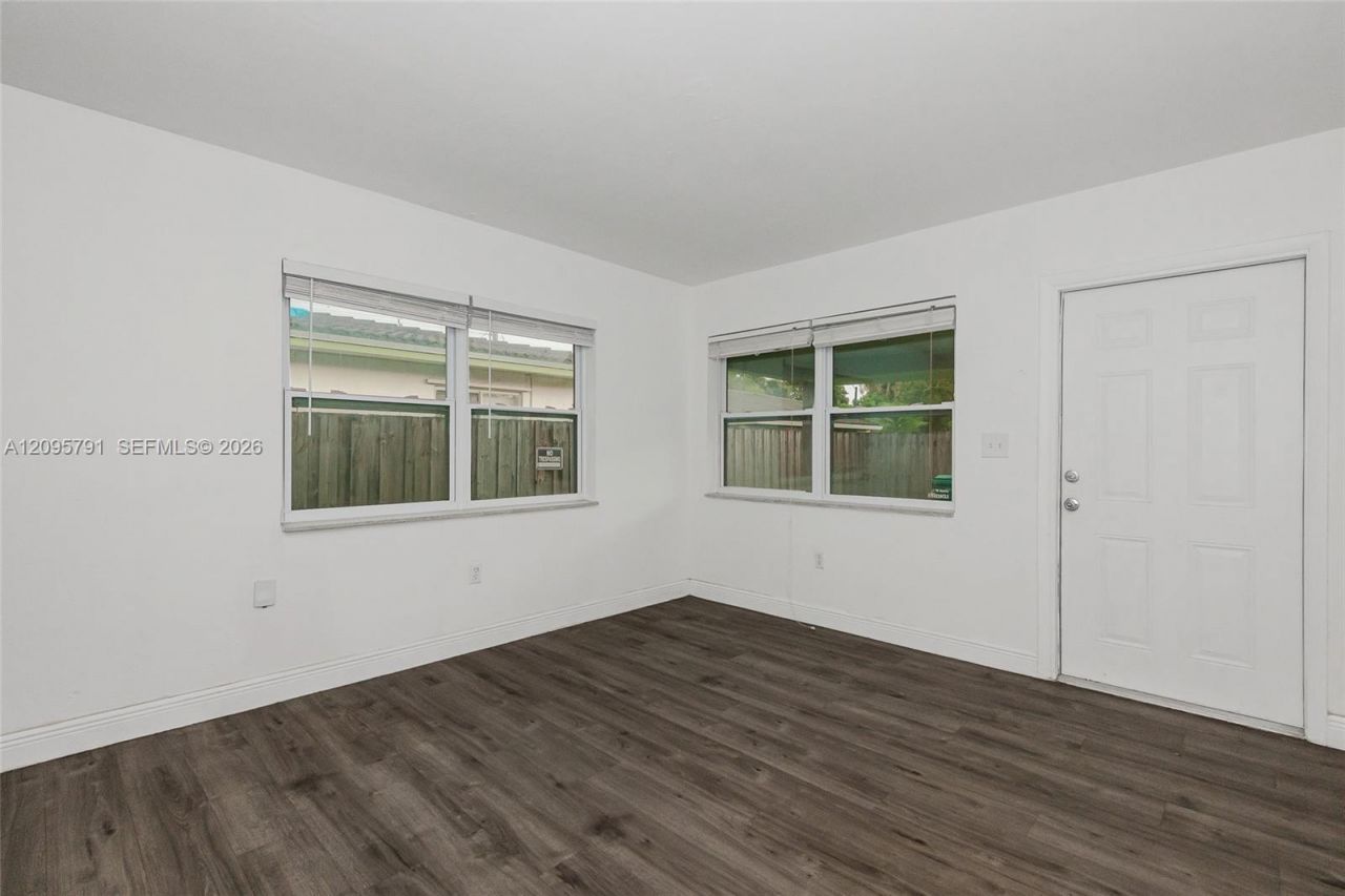 4070 NW 65th Ave , Unit 4076, Virginia Gardens, FL 33166 Photo