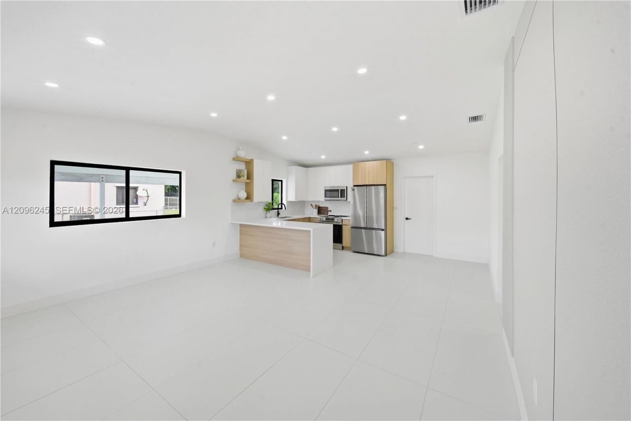 16835 NW 41st Ave, Miami Gardens, FL 33055 Photo