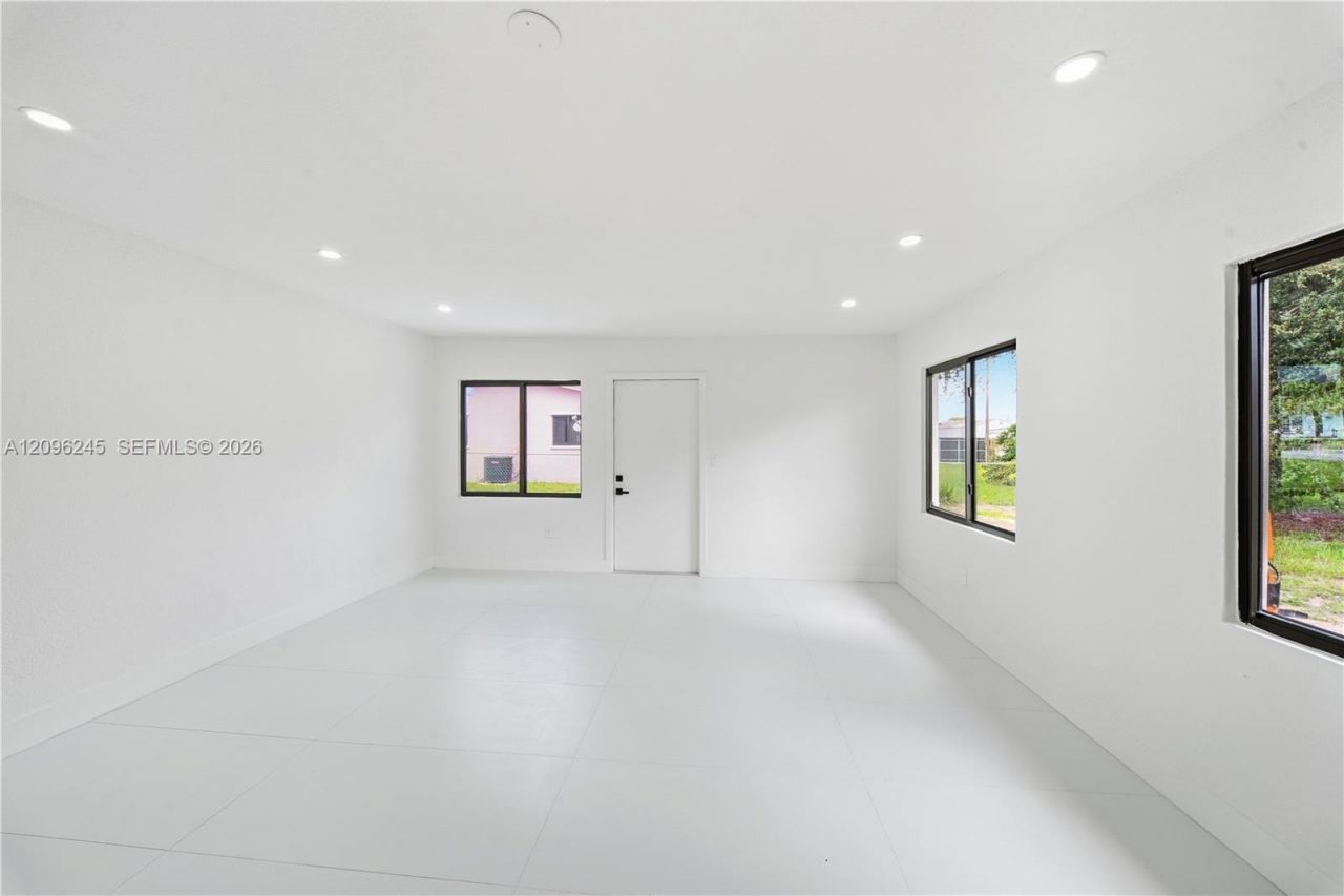 16835 NW 41st Ave, Miami Gardens, FL 33055 Photo