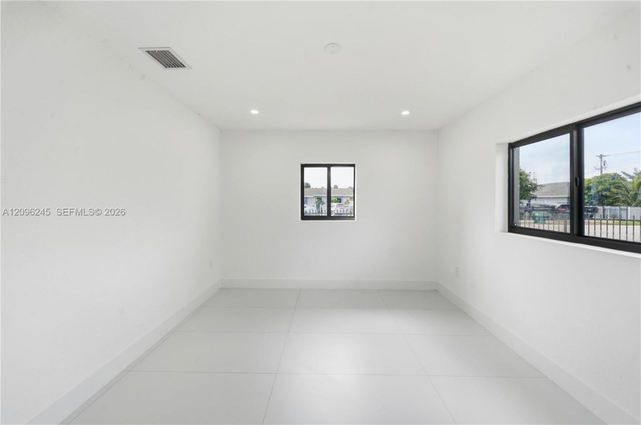 16835 NW 41st Ave, Miami Gardens, FL 33055 Photo