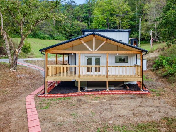 2897 Reed Hollow Road, Gate City, VA 24251