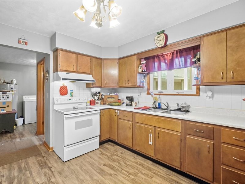 12442 Brookville Pyrmont Road, Brookville, OH 45309 Photo 14
