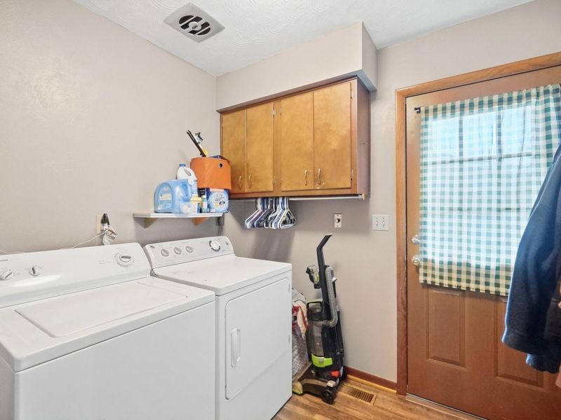12442 Brookville Pyrmont Road, Brookville, OH 45309 Photo 15
