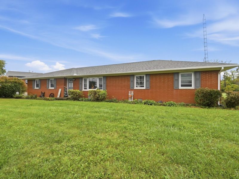 12442 Brookville Pyrmont Road, Brookville, OH 45309 Photo 3