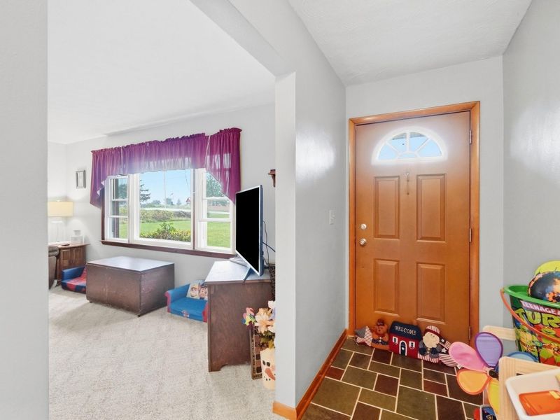 12442 Brookville Pyrmont Road, Brookville, OH 45309 Photo 6