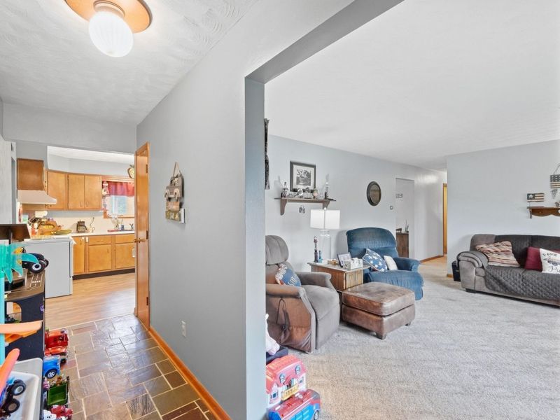 12442 Brookville Pyrmont Road, Brookville, OH 45309 Photo 7
