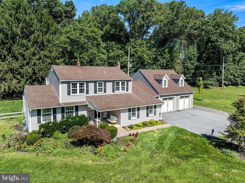 17 MCILVAIN DRIVE , DOWNINGTOWN, PA 19335