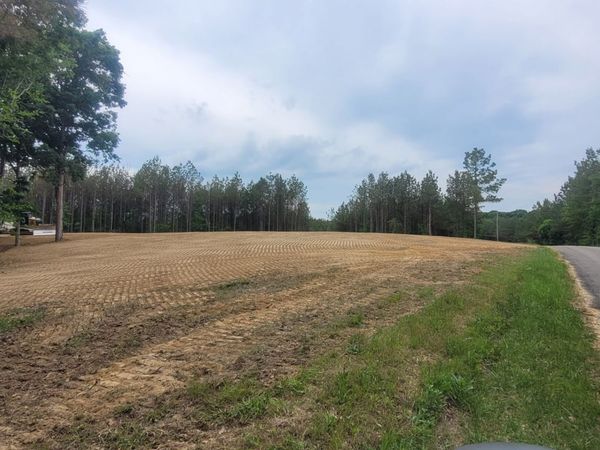136 Ribbon Branch Rd, Unit 9, Dover, TN 37058