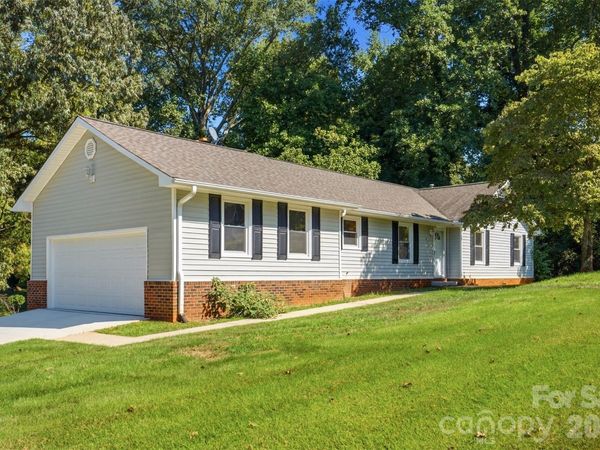 424 Holland Drive , Statesville, NC 28677