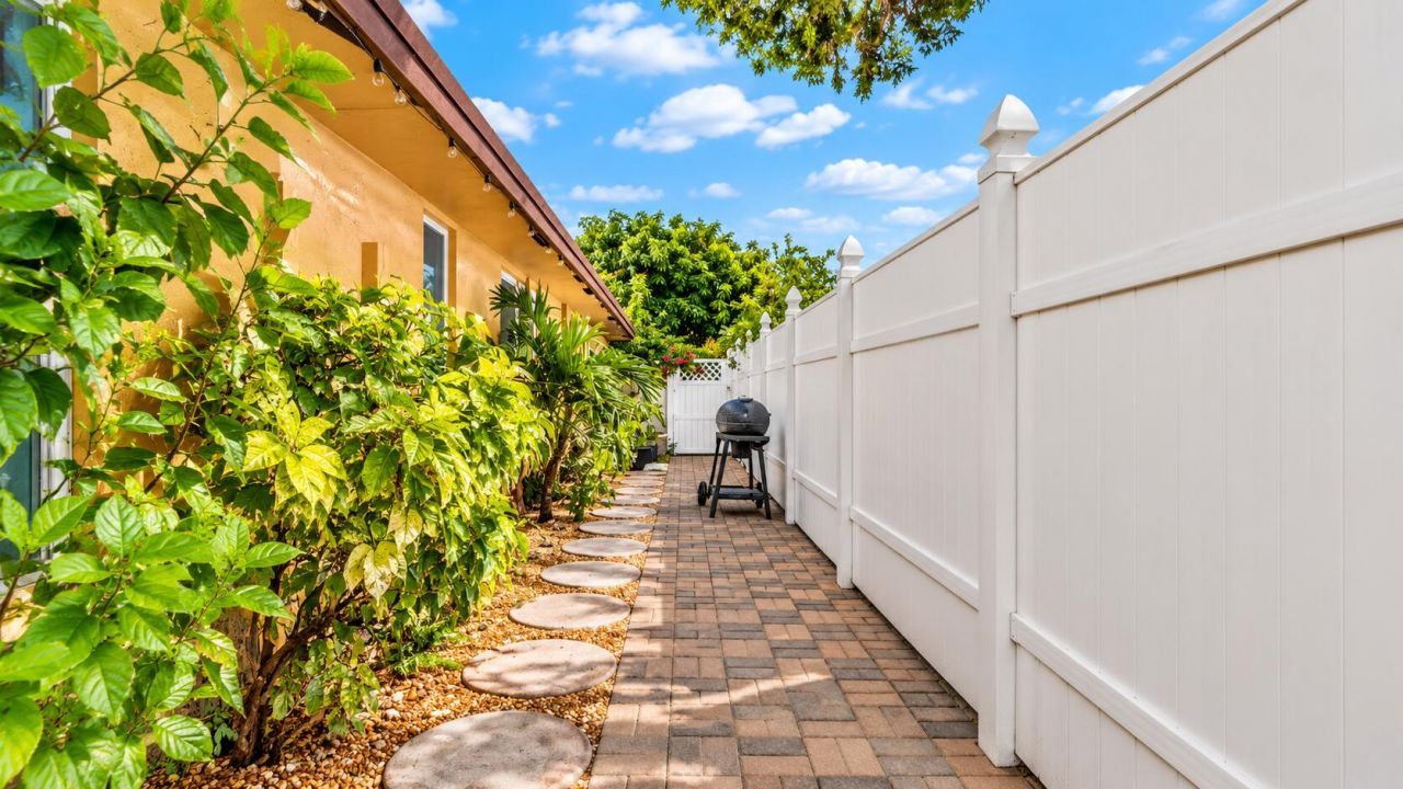 7430 NW 49th Street, Lauderhill, FL 33319 Photo