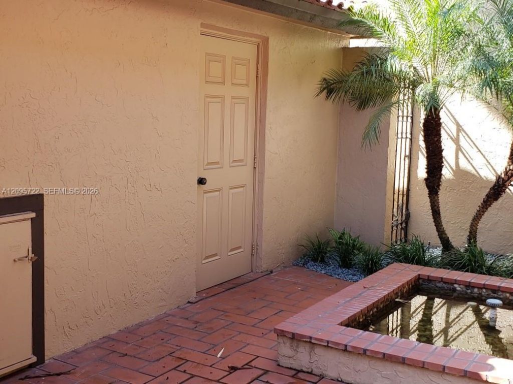 3746 Alcantara Ave, Unit 70-D, Doral, FL 33178 Photo